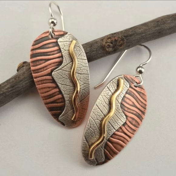 Mixed metals earrings - Picture 1 of 7